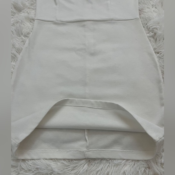 Tobi White Off-the-Shoulder Bodycon Mini Dress Size Medium - Picture 9 of 16